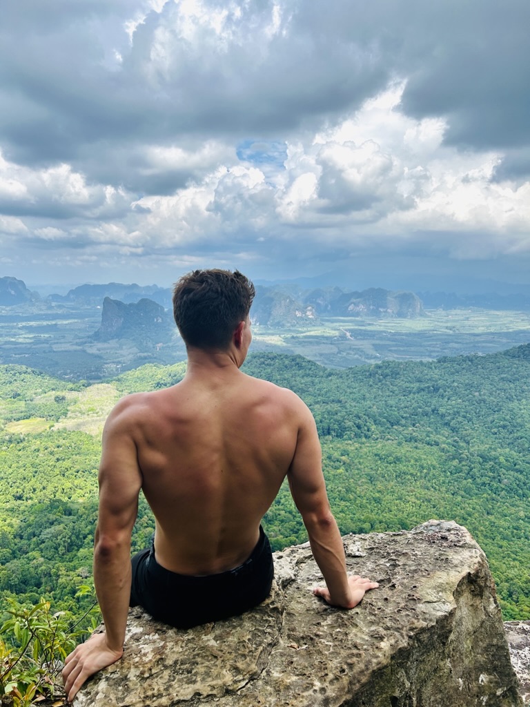 Jan Gulczyński inspiracje podróżnicze w górach w Tajlandii - Ao Nang