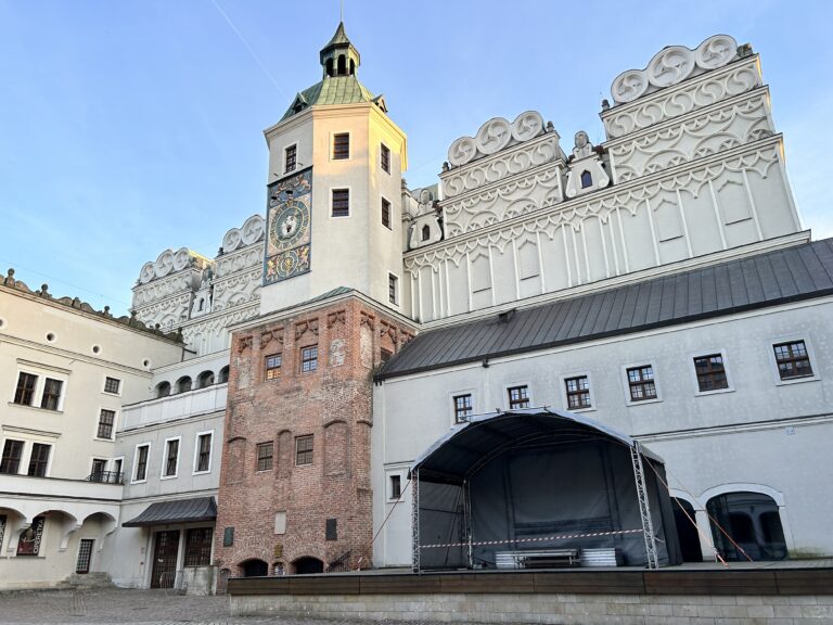 Zamek Książąt Pomorskich od wewnątrz, widok z dziedzińca