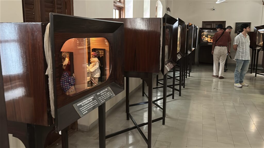 wystawa w muzeum - Dom Ghaniego Bombaj