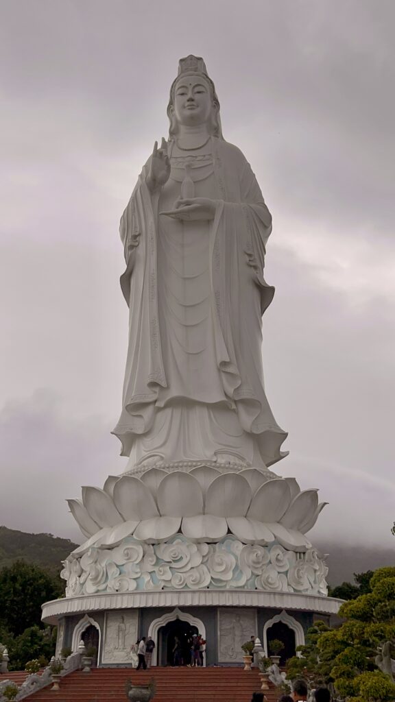 Lady Budda - atrakcja w Da Nang