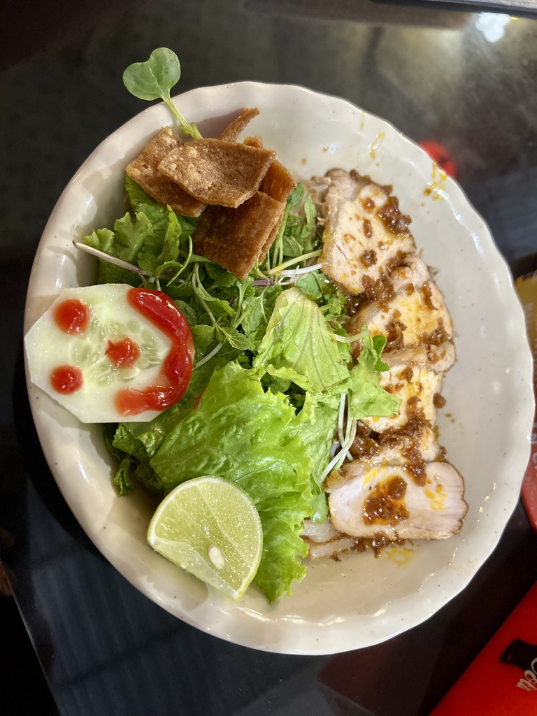koh lao tradycyjny makaron w Hoi An słynna Wietnamska Potrawa 